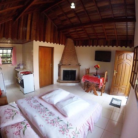 Ana Julia Chales Monte Verde Mg Exterior photo