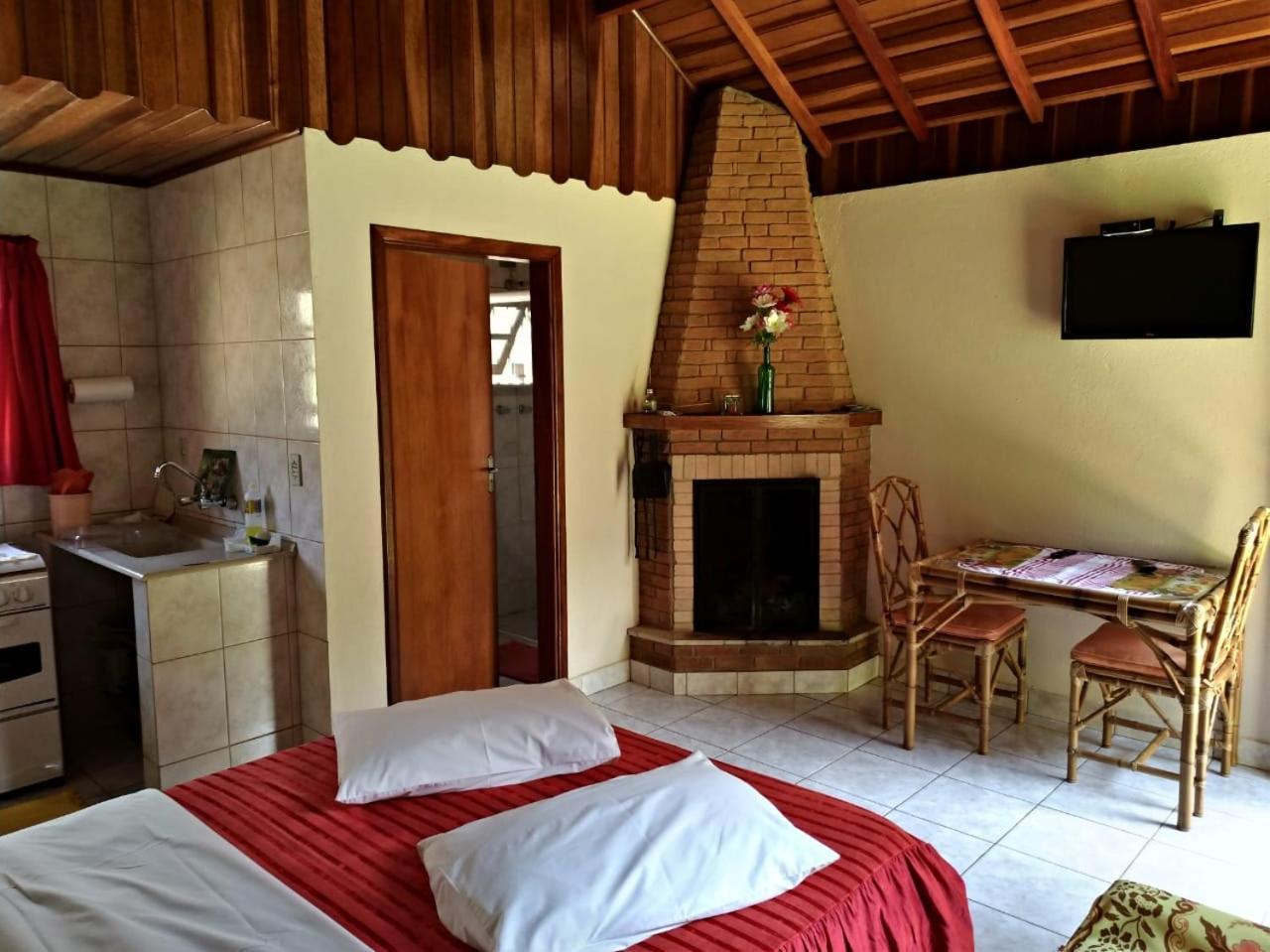 Ana Julia Chales Monte Verde Mg Exterior photo